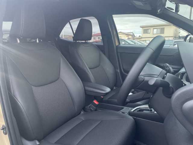 トヨタ ヤリスクロス Z 神奈川県 2024(令6)年 0.2万km ベージュ 純正ナビ/フルセグ/Bluetooth/USB/HDMI　/追従クルーズコントロール　/全周囲カメラ　/パワーバックドア　/前後コーナーセンサー　/クリアランスソナー　/パワーシート　/シートヒーターＤ＋Ｎ席　/ビルドインＥＴＣ2.0/前後ドライブレコーダー/LEDヘッドライト/オートマチックハイビーム/オートライト/フォグライト/スマートキー/プッシュスタート/純正アルミホイール/純正フロアマット/電動格納ミラー/ドアバイザー/ABS/横滑り防止装置/衝突被害軽減システム/盗難防止装置