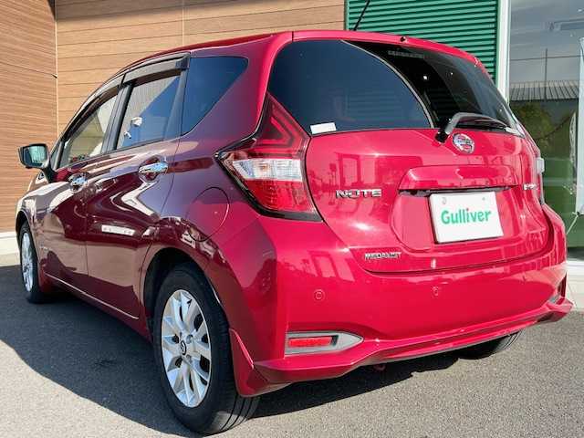 日産 ノート e－パワー メダリスト 宮城県 2018(平30)年 6.9万km 赤 ワンオーナー/純正ナビ（FM AM フルセグTV Bluetooth DVD SD Blu-ray）/全方位カメラ/バックカメラ/クルーズコントロール/ドライブレコーダー/ワイドミラー/ハーフレザーシート/ETC/LEDヘッドライト/純正フロアマット/純正アルミホイール/スマートキー/スペアキー×１/プリクラッシュセーフティ