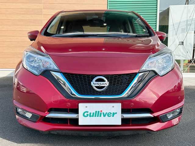 日産 ノート e－パワー メダリスト 宮城県 2018(平30)年 6.9万km 赤 ワンオーナー/純正ナビ（FM AM フルセグTV Bluetooth DVD SD Blu-ray）/全方位カメラ/バックカメラ/クルーズコントロール/ドライブレコーダー/ワイドミラー/ハーフレザーシート/ETC/LEDヘッドライト/純正フロアマット/純正アルミホイール/スマートキー/スペアキー×１/プリクラッシュセーフティ