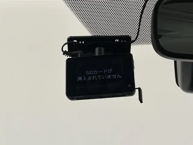 トヨタ プリウス S ツーリングセレ ブラックED 埼玉県 2021(令3)年 3.2万km パール 純正ディスプレイオーディオ/ Bluetooth USB接続/バックカメラ/トヨタセーフティセンス/プリクラッシュセーフティ/クリアランスソナー/パーキングアシストブレーキ/ふらつき検知/先行車発進のお知らせ/クルーズコントロール/ビルトインETC/ドライブレコーダー/シートヒーター/純正17インチアルミホイール/LEDオートライト/オートハイビーム/フォグライト/純正フロアマット/プッシュスタート/スマートキー