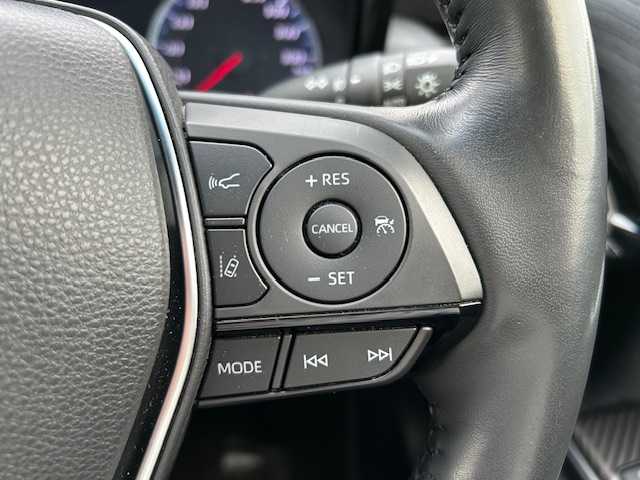 トヨタ クラウン ハイブリッド RS 茨城県 2019(令1)年 4.3万km ホワイトパールクリスタルシャイン 純正ナビ/サンルーフ/パワーシート　/シートヒーター　/ハンドルヒーター　/クルーズコントロール　/追尾走行/バックモニター/純正タイヤ　/純正フロアマット　/ＵＳＢ入力端子　/コーナーセンサー前後　/フルセグ　/ＡＭ/ＦＭ