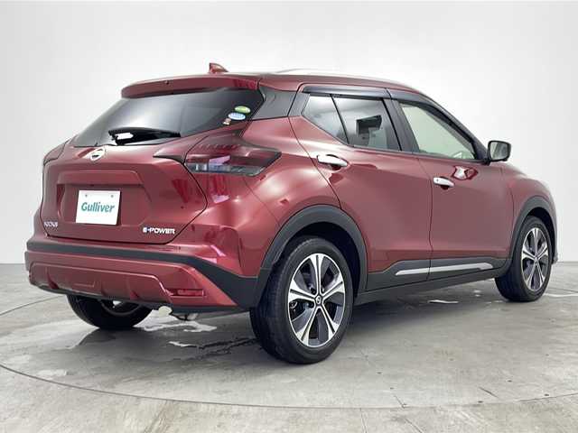 日産 キックス X ツートーンインテリアED 鹿児島県 2020(令2)年 3.7万km ラディアントレッド 純正ナビ/（CD/DVD/BT/フルセグTV）/プロパイロット/ステアリングヒーター/アラウンドビューモニター/電動パーキングブレーキ/オートホールド機能/オートライト/合皮シート/シートヒーター/デジタルインナーミラー/ビルトインETC/ドライブレコーダー（前後）/純正フロアマット/ドアバイザー