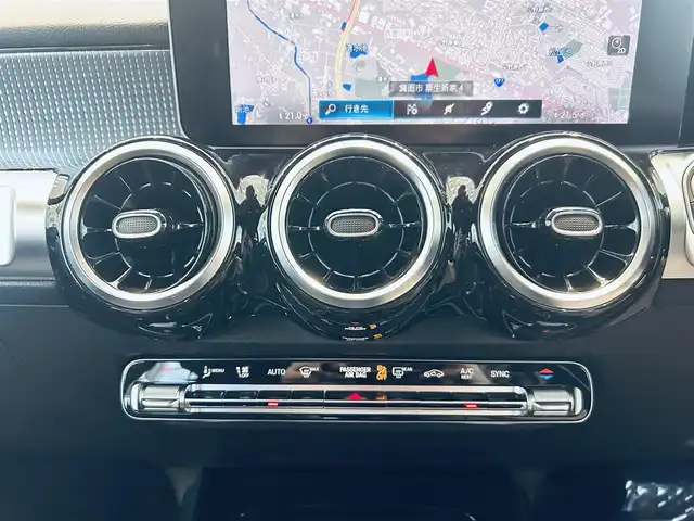 メルセデス・ベンツ ＧＬＢ２００ｄ 大阪府 2020(令2)年 1.5万km マウンテングレー ワンオーナー/レーダーセーフティ/ハーフレザー/メモリ付きパワーシート/シートヒーター/純正ナビ/TV/360度カメラ/純正18インチAW/LEDヘッドライト/電動リアゲート/ブラインドスポット/ACC/ワイヤレス充電