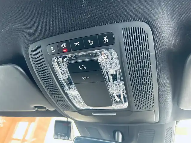 メルセデス・ベンツ ＧＬＢ２００ｄ 大阪府 2020(令2)年 1.5万km マウンテングレー ワンオーナー/レーダーセーフティ/ハーフレザー/メモリ付きパワーシート/シートヒーター/純正ナビ/TV/360度カメラ/純正18インチAW/LEDヘッドライト/電動リアゲート/ブラインドスポット/ACC/ワイヤレス充電
