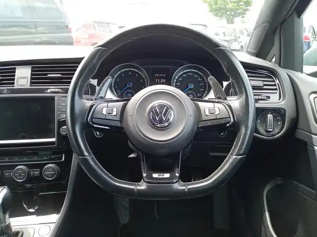 フォルクスワーゲン ゴルフ Ｒ 福井県 2014(平26)年 7.1万km ラピスブルーメタリック 純正18インチAW/パドルシフト/キセノンヘッドライト/Rフォグ/前後コーナーセンサー/運転席パワーシート/前席シートヒーター/クルーズコントロール/バックカメラ/純正HDDナビ（CD/DVD/BT/AM/FM）/ビルトインETC/オートホールド/横滑り防止装置/盗難防止装置/アイドリングストップ/ダブル＋サイドエアバッグ/カーテンエアバッグ/純正フロアマット/スマートキー
