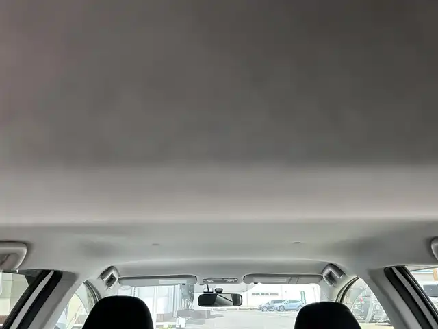 トヨタ アクア S 静岡県 2014(平26)年 3.2万km スーパーホワイトⅡ スマートエントリーパッケージ/ナビレディパッケージ/純正メモリナビ/・ワンセグ/CD/Bluetooth/バックカメラ/前方ドライブレコーダー/ETC/ステアリングスイッチ/オートライト/スマートキー/・プッシュスタート/ウインカーミラー/純正フロアマット/ドアバイザー