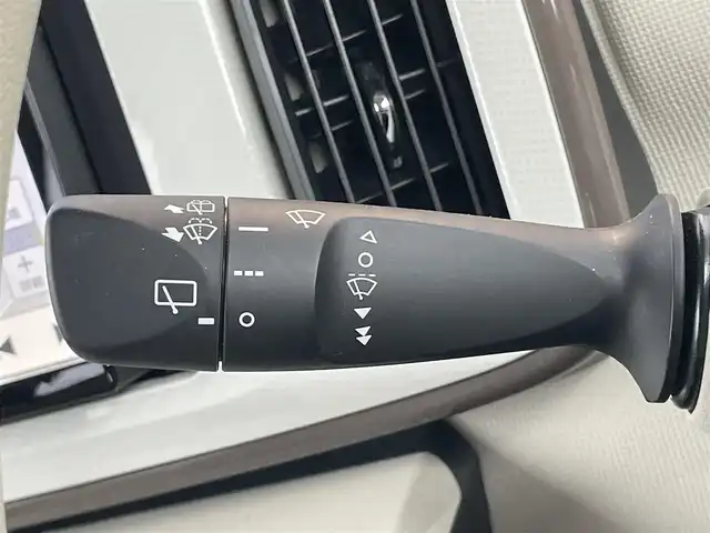 ダイハツ ムーヴ キャンバス G メイクアップ リミテッド　SAⅢ 千葉県 2021(令3)年 4.4万km パールホワイトⅢ/ナチュラルベージュマイカメタリック 2トーン 社外メモリナビ　/全方位カメラ　/Ｂｌｕｅｔｏｏｔｈ接続あり　/ＣＤ再生あり　/ＥＴＣ　/シートヒーター　/両側パワースライドドア /スマートアシストIII /LEDヘッドライト /スマートキー /アイドリングストップ
