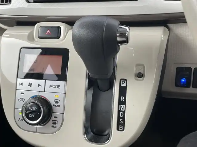 ダイハツ ムーヴ キャンバス G メイクアップ リミテッド　SAⅢ 千葉県 2021(令3)年 4.4万km パールホワイトⅢ/ナチュラルベージュマイカメタリック 2トーン 社外メモリナビ　/全方位カメラ　/Ｂｌｕｅｔｏｏｔｈ接続あり　/ＣＤ再生あり　/ＥＴＣ　/シートヒーター　/両側パワースライドドア /スマートアシストIII /LEDヘッドライト /スマートキー /アイドリングストップ