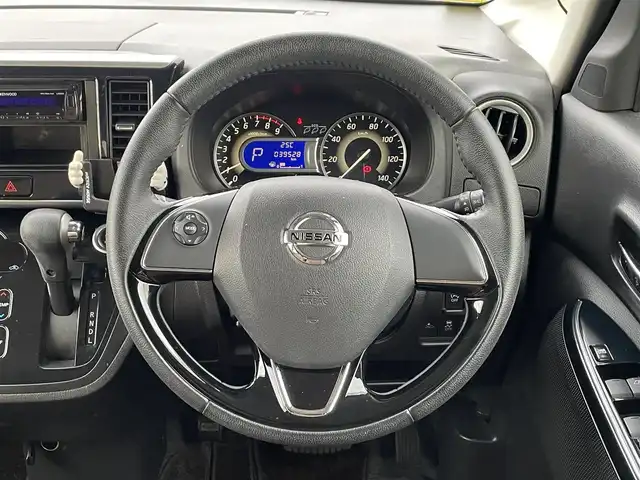 日産 デイズ ルークス HWS X Vセレクション 群馬県 2020(令2)年 4万km スパークリングレッド/ブラック (株)IDOMが運営する【じしゃロン伊勢崎店】の自社ローン専用車両になりますこちらは現金またはオートローンご利用時の価格です。自社ローンご希望の方は別途その旨お申付け下さい/・全方位カメラ/・純正オーディオ（KENWOOD）/・両側パワースライドドア/・オートライト/・オートマチックハイビーム/・横滑り防止/・衝突軽減ブレーキ/・レーンキープアシスト/・ウィンカーミラー/・プッシュスタート/・純正マット