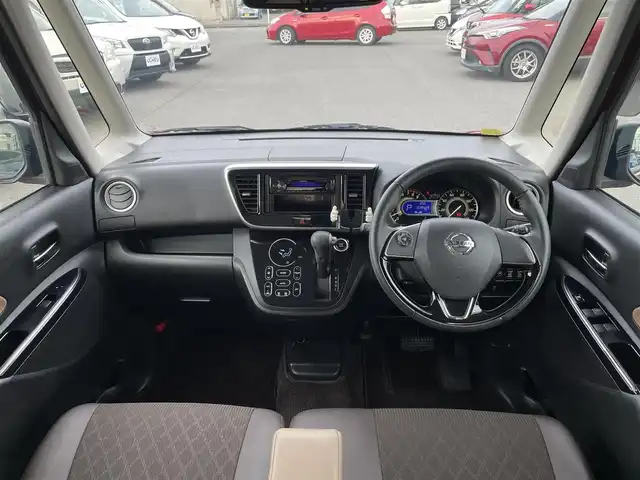 日産 デイズ ルークス HWS X Vセレクション 群馬県 2020(令2)年 4万km スパークリングレッド/ブラック (株)IDOMが運営する【じしゃロン伊勢崎店】の自社ローン専用車両になりますこちらは現金またはオートローンご利用時の価格です。自社ローンご希望の方は別途その旨お申付け下さい/・全方位カメラ/・純正オーディオ（KENWOOD）/・両側パワースライドドア/・オートライト/・オートマチックハイビーム/・横滑り防止/・衝突軽減ブレーキ/・レーンキープアシスト/・ウィンカーミラー/・プッシュスタート/・純正マット