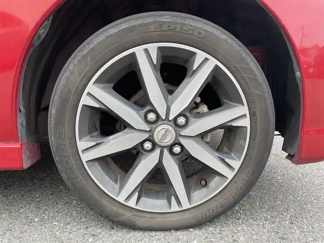 日産 デイズ ルークス HWS X Vセレクション 群馬県 2020(令2)年 4万km スパークリングレッド/ブラック (株)IDOMが運営する【じしゃロン伊勢崎店】の自社ローン専用車両になりますこちらは現金またはオートローンご利用時の価格です。自社ローンご希望の方は別途その旨お申付け下さい/・全方位カメラ/・純正オーディオ（KENWOOD）/・両側パワースライドドア/・オートライト/・オートマチックハイビーム/・横滑り防止/・衝突軽減ブレーキ/・レーンキープアシスト/・ウィンカーミラー/・プッシュスタート/・純正マット