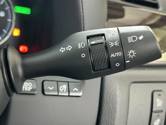 レクサス ＧＳ 300h Fスポーツ 兵庫県 2017(平29)年 3.7万km ホワイトノーヴァガラスフレーク 純正ナビ（AM/FM/CD/TV/BT)/フルセグTV/前方ドライブレコーダー/セーフティセンス/レーンキープアシスト/バックカメラ/プッシュスタート/革巻きステアリング/ステアリングヒーター/パドルシフト/クルーズコントロール（追従なし）/ビルドインETC/TVキャンセラー/シートメモリー/レザーシート/シートヒーター/ベンチレーション/リアサンシェード/純正フロアマット/ドアバイザー/純正19インチアルミホイール