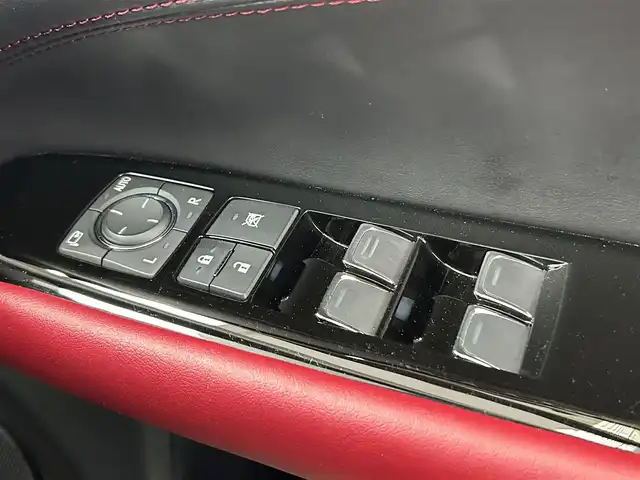 レクサス ＧＳ 300h Fスポーツ 兵庫県 2017(平29)年 3.7万km ホワイトノーヴァガラスフレーク 純正ナビ（AM/FM/CD/TV/BT)/フルセグTV/前方ドライブレコーダー/セーフティセンス/レーンキープアシスト/バックカメラ/プッシュスタート/革巻きステアリング/ステアリングヒーター/パドルシフト/クルーズコントロール（追従なし）/ビルドインETC/TVキャンセラー/シートメモリー/レザーシート/シートヒーター/ベンチレーション/リアサンシェード/純正フロアマット/ドアバイザー/純正19インチアルミホイール