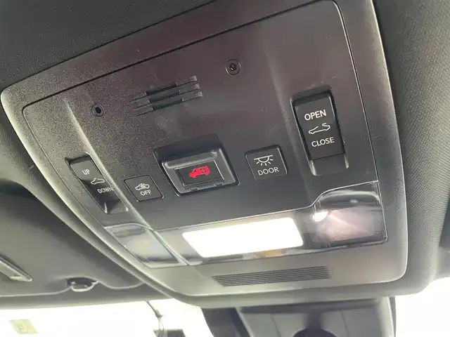 レクサス ＵＸ 250h Fスポーツ 愛知県 2020(令2)年 5.5万km ホワイトノーヴァガラスフレーク サンルーフ/3眼LEDヘッドライト/純正ナビ/バックカメラ/ブラインドスポットモニター/クルーズコントロール/電動リアゲード/レザーシート/パワーシート/シートヒーター/シートクーラー/ステアリングヒート/ドライブレコーダー/純正AW/パドルシフト/後退時連動式ドアミラー/オートホールド/レーンキープ/オートライト/オートマチックハイビーム/コーナリングライト