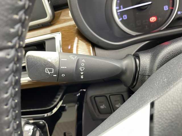 ダイハツ キャスト スタイル GプライムコレSAⅢ 千葉県 2018(平30)年 6.6万km プラムブラウンクリスタルマイカ スマートアシストIII/・衝突軽減ブレーキ/・誤発進抑制制御/・車線逸脱警報/・先行車発進お知らせ/・オートハイビーム/社外7インチメモリナビ/CD BT MSV フルセグ/バックカメラ/LEDオートライト/シートヒーター/純正15インチアルミホイール/純正フロアマット/スマートキー×2/プッシュスタート/ETC