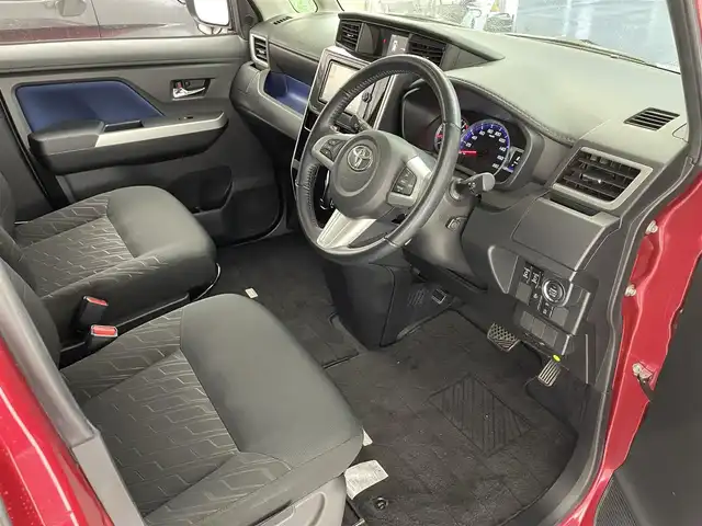 トヨタ ルーミー カスタムG－T 滋賀県 2018(平30)年 4.1万km ブラックマイカ/マゼンダベリーメタリック 禁煙車/純正ナビ/CD.DVD.Bluetooth.フルセグ/バックカメラ/衝突軽減ブレーキ/クルーズコントロール/両側パワースライドドア/前席シートヒーター/前後ドライブレコーダー/ビルトインETC/アイドリングストップ/ステアリングスイッチ/コーナーセンサー/オートライト/LEDヘッドライト/スマートキー