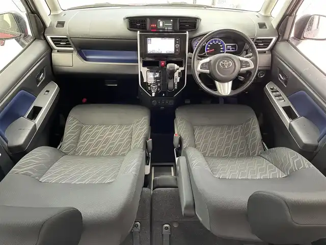 トヨタ ルーミー カスタムG－T 滋賀県 2018(平30)年 4.1万km ブラックマイカ/マゼンダベリーメタリック 禁煙車/純正ナビ/CD.DVD.Bluetooth.フルセグ/バックカメラ/衝突軽減ブレーキ/クルーズコントロール/両側パワースライドドア/前席シートヒーター/前後ドライブレコーダー/ビルトインETC/アイドリングストップ/ステアリングスイッチ/コーナーセンサー/オートライト/LEDヘッドライト/スマートキー