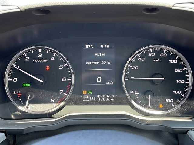 スバル クロストレック リミテッド 山形県 2023(令5)年 1.8万km グレー カラーコード：XDB/禁煙車/アイサイトX/・プリクラッシュブレーキ（自動ブレーキ）/・全車速追従機能付クルーズコントロール/・AT誤発進抑制制御/・後退時ブレーキアシスト/・アクティブレーンキープ/・ツーリングアシスト/・渋滞時ハンズオフアシスト/・渋滞時発進アシスト/・アクティブレーンチェンジアシスト/・ドライバー異常時対応システム/サンルーフ/レザーシート/11.6インチインフォメーションディスプレイ/BT.USB.AUX.AppleCarPlay.AndroidAuto/パノラミックビューモニター/フルセグ/パワーシート/シートヒーター/ステアリングヒーター/ドライブレコーダー前後/ETC/電動パーキングブレーキ/パドルシフト/LEDヘッドライト/プッシュスタート/スマートキーｘ２