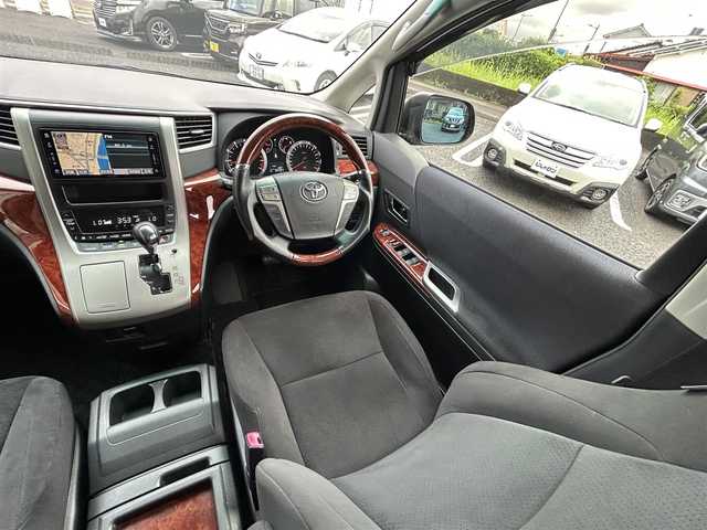 トヨタ アルファード 240S プライムセレクションⅡ 宮崎県 2011(平23)年 8.4万km ブラック (じしゃロン宮崎店成約済み）//ナビ(NHZA-W61G)//TV/CD/DVD/Bluetooth//バックカメラ//両側パワースライドドア//パワーバックドア//クルコン//ビルトインETC//フリップダウンモニター//社外アルミホイール//社外フロアマット