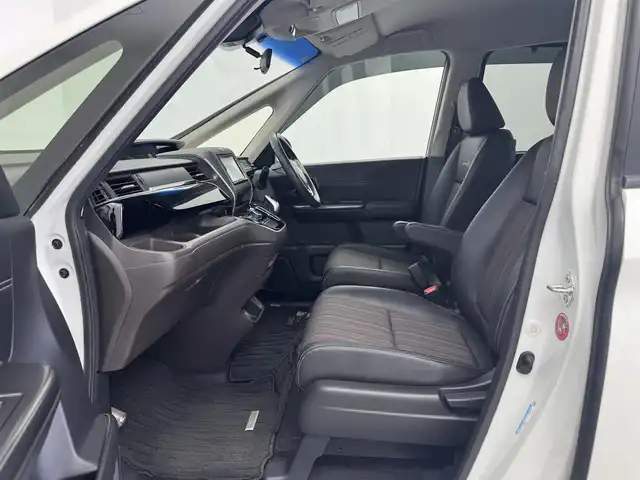 ホンダ フリード ハイブリット モデューロX ホンダセンシング 愛知県 2018(平30)年 7.1万km ホワイトオーキッドパール ホンダセンシング/　　・衝突軽減ブレーキシステム/　　・誤発進抑制機能/　　・歩行者事故低減ステアリング/　　・路外逸脱抑制機能/　　・アダプティブクルーズコントロール/　　・車線維持支援システム/純正7インチナビ　/　　・CD/DVD/BT/フルセグ/バックカメラ/ビルトインETC/革巻きステアリング/ステアリングリモコン/ハーフレザーシート/キャプテンシート/両側パワースライドドア/無限15インチアルミホイール/純正LEDヘッドライト/フォグランプ/取扱説明書/保証書