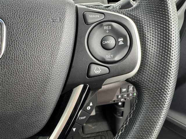 ホンダ フリード ハイブリット モデューロX ホンダセンシング 愛知県 2018(平30)年 7.1万km ホワイトオーキッドパール ホンダセンシング/　　・衝突軽減ブレーキシステム/　　・誤発進抑制機能/　　・歩行者事故低減ステアリング/　　・路外逸脱抑制機能/　　・アダプティブクルーズコントロール/　　・車線維持支援システム/純正7インチナビ　/　　・CD/DVD/BT/フルセグ/バックカメラ/ビルトインETC/革巻きステアリング/ステアリングリモコン/ハーフレザーシート/キャプテンシート/両側パワースライドドア/無限15インチアルミホイール/純正LEDヘッドライト/フォグランプ/取扱説明書/保証書