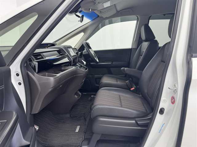 ホンダ フリード ハイブリット モデューロX ホンダセンシング 愛知県 2018(平30)年 7.1万km ホワイトオーキッドパール ホンダセンシング/　　・衝突軽減ブレーキシステム/　　・誤発進抑制機能/　　・歩行者事故低減ステアリング/　　・路外逸脱抑制機能/　　・アダプティブクルーズコントロール/　　・車線維持支援システム/純正7インチナビ　/　　・CD/DVD/BT/フルセグ/バックカメラ/ビルトインETC/革巻きステアリング/ステアリングリモコン/ハーフレザーシート/キャプテンシート/両側パワースライドドア/無限15インチアルミホイール/純正LEDヘッドライト/フォグランプ/取扱説明書/保証書