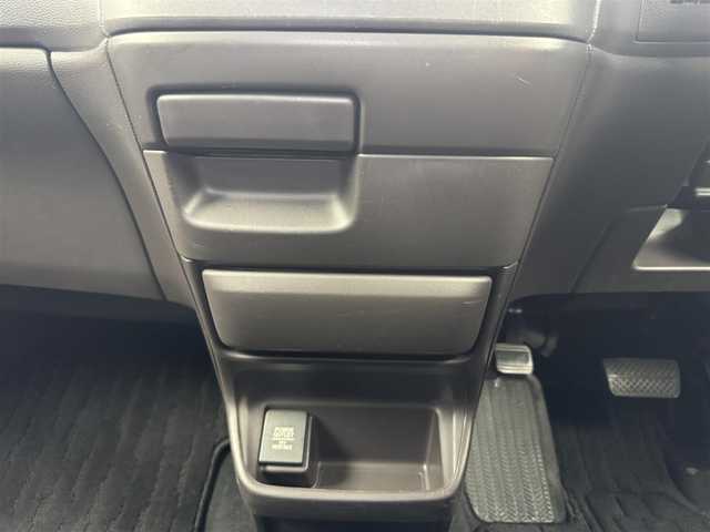 ホンダ フリード ハイブリット モデューロX ホンダセンシング 愛知県 2018(平30)年 7.1万km ホワイトオーキッドパール ホンダセンシング/　　・衝突軽減ブレーキシステム/　　・誤発進抑制機能/　　・歩行者事故低減ステアリング/　　・路外逸脱抑制機能/　　・アダプティブクルーズコントロール/　　・車線維持支援システム/純正7インチナビ　/　　・CD/DVD/BT/フルセグ/バックカメラ/ビルトインETC/革巻きステアリング/ステアリングリモコン/ハーフレザーシート/キャプテンシート/両側パワースライドドア/無限15インチアルミホイール/純正LEDヘッドライト/フォグランプ/取扱説明書/保証書