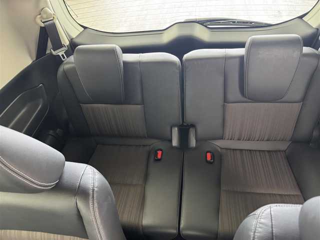 ホンダ フリード ハイブリット モデューロX ホンダセンシング 愛知県 2018(平30)年 7.1万km ホワイトオーキッドパール ホンダセンシング/　　・衝突軽減ブレーキシステム/　　・誤発進抑制機能/　　・歩行者事故低減ステアリング/　　・路外逸脱抑制機能/　　・アダプティブクルーズコントロール/　　・車線維持支援システム/純正7インチナビ　/　　・CD/DVD/BT/フルセグ/バックカメラ/ビルトインETC/革巻きステアリング/ステアリングリモコン/ハーフレザーシート/キャプテンシート/両側パワースライドドア/無限15インチアルミホイール/純正LEDヘッドライト/フォグランプ/取扱説明書/保証書