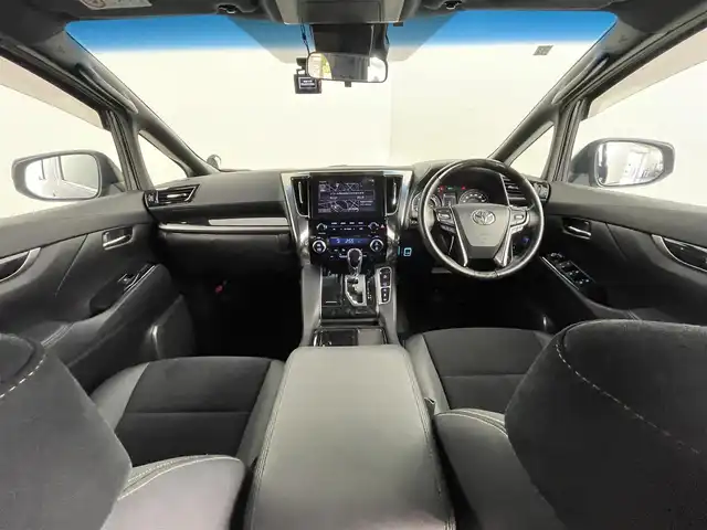 トヨタ アルファードハイブリット S タイプゴールド 道央・札幌 2020(令2)年 5.1万km スパークリングブラックパールクリスタルシャイン ・４WD/・モデリスタエアロ（F/S/R）/・モデリスタマフラー/・純正ディスプレイオーディオ/　CD/DVDデッキ/TVキット/BT/USB/Miracast/・バックカメラ/・前後ドライブレコーダー/・AC100V/1500W/・トヨタセーフティセンス/　PCS/LTA/PKSB/RSA/・レーダークルーズコントロール/・クリアランスソナー/・オートハイビーム/・両側パワースライドドア/・パワーバックドア/・LEDヘッドライト/・フォグライト/・オートライト/・ハーフレザーシート/・2列目オットマン/・純正AW/・純正フロアマット/・ドアバイザー