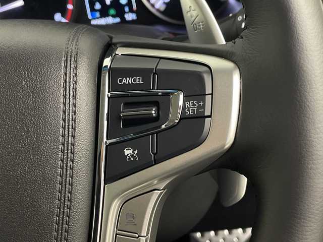 三菱 デリカＤ：５ ブラックエディション 埼玉県 2025(令7)年 0.1千km ホワイトダイヤモンド 登録済未使用/4WD/追従機能付クルーズコントロール/両側電動スライドドア/電動サイドステップ/アルパインナビ/CD/DVD/Bluetooth/フルセグ/フリップダウンモニター/全方位カメラ/電動リアゲート/運転席パワーシート/ブラインドスポットモニター/純正18インチアルミホイール/プッシュスタート/スマートキー