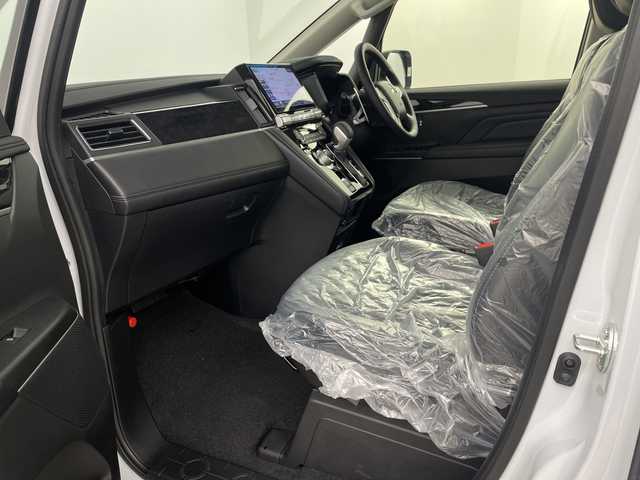 三菱 デリカＤ：５ ブラックエディション 埼玉県 2025(令7)年 0.1千km ホワイトダイヤモンド 登録済未使用/4WD/追従機能付クルーズコントロール/両側電動スライドドア/電動サイドステップ/アルパインナビ/CD/DVD/Bluetooth/フルセグ/フリップダウンモニター/全方位カメラ/電動リアゲート/運転席パワーシート/ブラインドスポットモニター/純正18インチアルミホイール/プッシュスタート/スマートキー