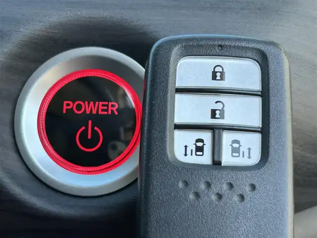 ホンダ フリード ハイブリット G ホンダセンシング 兵庫県 2020(令2)年 5.4万km プラチナホワイトパール 純正メモリナビ/バックカメラ/BTオーディオ/フルセグテレビ/両側パワースライドドア/前席シートヒーター/ECONモード/アダプティブクルーズコントロール/衝突軽減ブレーキ/LEDヘッドライト/純正15インチAW