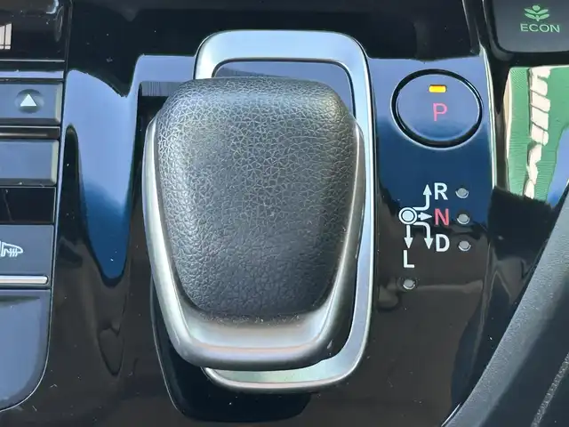 ホンダ フリード ハイブリット G ホンダセンシング 兵庫県 2020(令2)年 5.4万km プラチナホワイトパール 純正メモリナビ/バックカメラ/BTオーディオ/フルセグテレビ/両側パワースライドドア/前席シートヒーター/ECONモード/アダプティブクルーズコントロール/衝突軽減ブレーキ/LEDヘッドライト/純正15インチAW