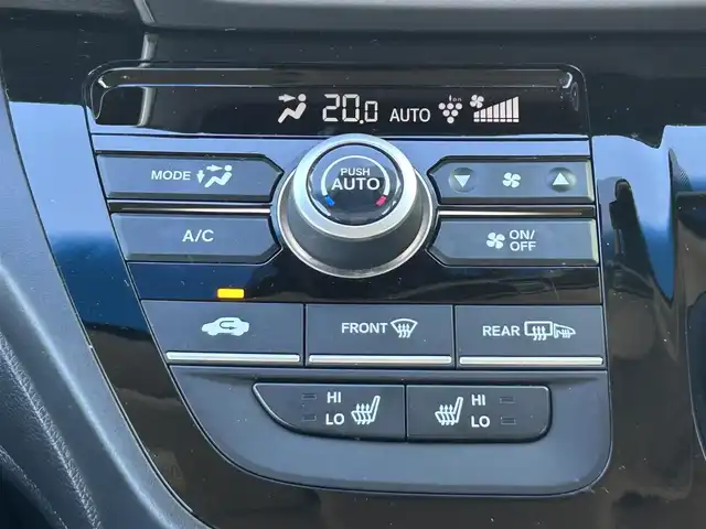 ホンダ フリード ハイブリット G ホンダセンシング 兵庫県 2020(令2)年 5.4万km プラチナホワイトパール 純正メモリナビ/バックカメラ/BTオーディオ/フルセグテレビ/両側パワースライドドア/前席シートヒーター/ECONモード/アダプティブクルーズコントロール/衝突軽減ブレーキ/LEDヘッドライト/純正15インチAW