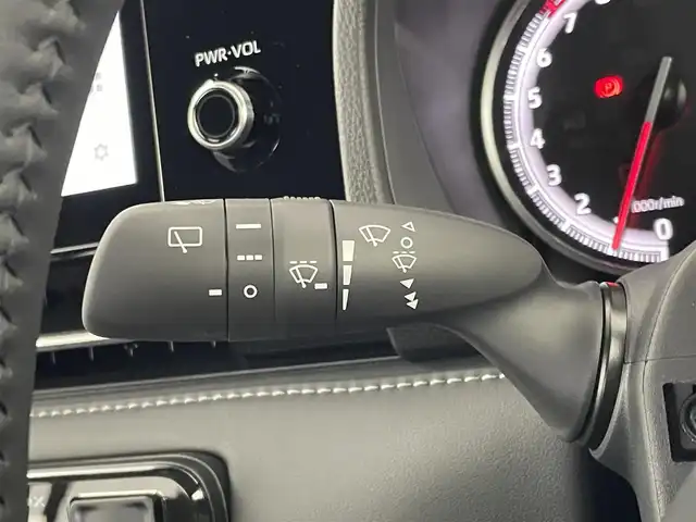 トヨタ ノア S－Z 埼玉県 2025(令7)年 0.1千km アティチュードブラックマイカ 登録済未使用車　/快適利便パッケージ　/純正１０．５インチディスプレイオーディオ　/ユニバーサルステップ　/パノラミックビューモニター　/ブラインドスポットモニター/ＤＶＤデッキ/デジタルミラー　/シートヒーター　/ビルトインＥＴＣ２．０