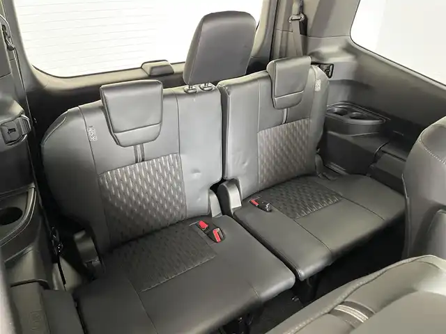 トヨタ ノア S－Z 埼玉県 2025(令7)年 0.1千km アティチュードブラックマイカ 登録済未使用車　/快適利便パッケージ　/純正１０．５インチディスプレイオーディオ　/ユニバーサルステップ　/パノラミックビューモニター　/ブラインドスポットモニター/ＤＶＤデッキ/デジタルミラー　/シートヒーター　/ビルトインＥＴＣ２．０
