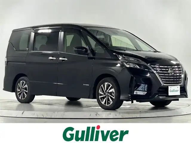 日産 セレナ ハイウェイスター V 佐賀県 2022(令4)年 2.6万km ダイヤモンドブラック 純正10インチナビ/フルセグTV/CD/DVD/Bluetooth/純正11インチフリップダウンモニター/全方位カメラ/デジタルインナールームミラー/ブラインドスポットモニター/衝突被害軽減装置/プロパイロット/レーダークルーズコントロール/レーンアシスト/ロードサインアシスト/オートライト/オートマチックハイビーム/LEDヘッドライト/フォグライト/前方ドライブレコーダー/ビルトインETC/電子パーキング/オートブレーキホールド/両側パワースライドドア/後席サンシェード/シートバックテーブル/ハンズフリースライドドア/スペアキー×1/純正フロアマット/純正16インチアルミホイール