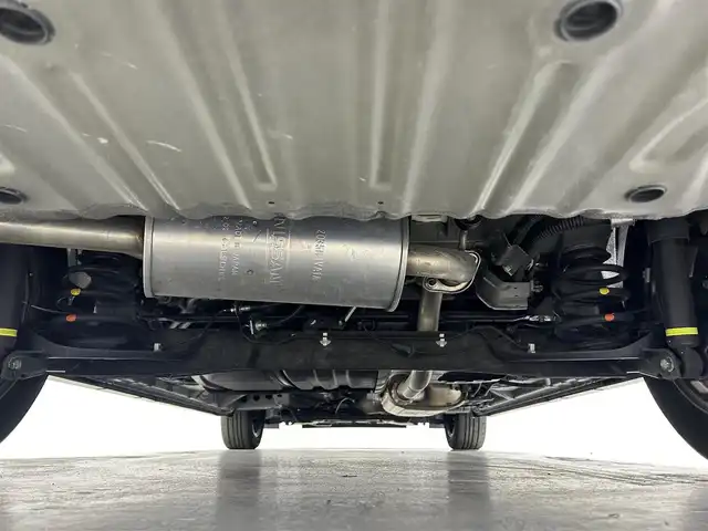 日産 セレナ ハイウェイスター V 佐賀県 2022(令4)年 2.6万km ダイヤモンドブラック 純正10インチナビ/フルセグTV/CD/DVD/Bluetooth/純正11インチフリップダウンモニター/全方位カメラ/デジタルインナールームミラー/ブラインドスポットモニター/衝突被害軽減装置/プロパイロット/レーダークルーズコントロール/レーンアシスト/ロードサインアシスト/オートライト/オートマチックハイビーム/LEDヘッドライト/フォグライト/前方ドライブレコーダー/ビルトインETC/電子パーキング/オートブレーキホールド/両側パワースライドドア/後席サンシェード/シートバックテーブル/ハンズフリースライドドア/スペアキー×1/純正フロアマット/純正16インチアルミホイール