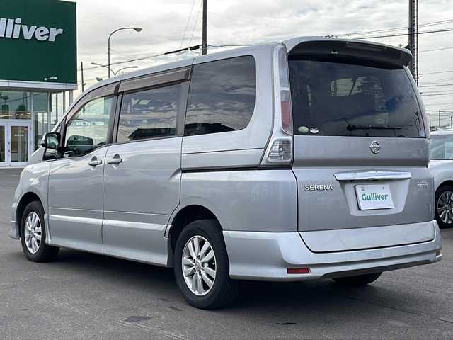 日産 セレナ ハイウェイスター 道東・釧路十勝 2008(平20)年 17.6万km ダイヤモンドシルバー 4WD/純正HDDナビ　HC308A-A/　(AM/FM/CD)/フルセグTV/バックカメラ/オートライト/社外エンジンスターター