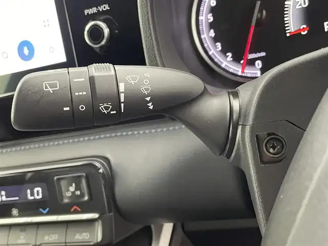 トヨタ ヴォクシー S－Z 福井県 2022(令4)年 1.4万km アティチュードブラックマイカ 純正10.5インチディスプレイオーディオ/（ナビ/Bluetooth/USB/Miracast/HDMI）/フルセグテレビ/バックカメラ/ETC/トヨタセーフティセンス/・プリクラッシュセーフティ/・レーンディパーチャーアラート/・オートマチックハイビーム/・ドライバー異常時対応システム/・発進遅れ告知機能/・レーントレーシングアシスト/・レーダークルーズコントロール/・ロードサインアシスト/・プロアクティブドライビングアシスト/・パーキングサポートブレーキ/オートブレーキホールド/ハーフレザーシート/シートヒーター/両側パワースライドドア/純正フロアマット/ステアリングスイッチ/革巻きステアリング/取扱説明書/保証書/スペアキー