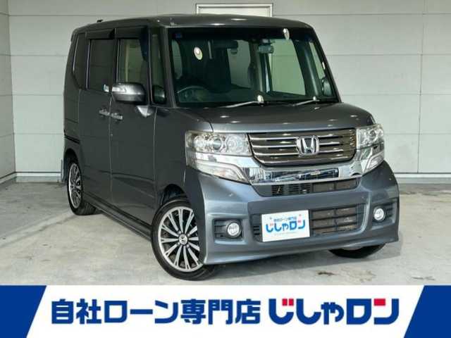ホンダ Ｎ ＢＯＸ カスタム G ターボSSパッケージ 沖縄県 2014(平26)年 6.3万km ポリッシュドメタルメタリック (株)IDOMが運営する【じしゃロンコザ店】の自社ローン対象車両になります。こちらは現金ご利用時の価格です。自社ローンご希望の方は別途その旨お申付け下さい。/純正ナビ　/フルセグＴＶ　/Ｂｌｕｅｔｏｏｔｈ接続　/バックカメラ　/ドライブレコーダー　/両側パワースライドドア/衝突被害軽減システム　/クルーズコントロール　/シートヒーター　/プッシュスタート　/スマートキー　/オートライト