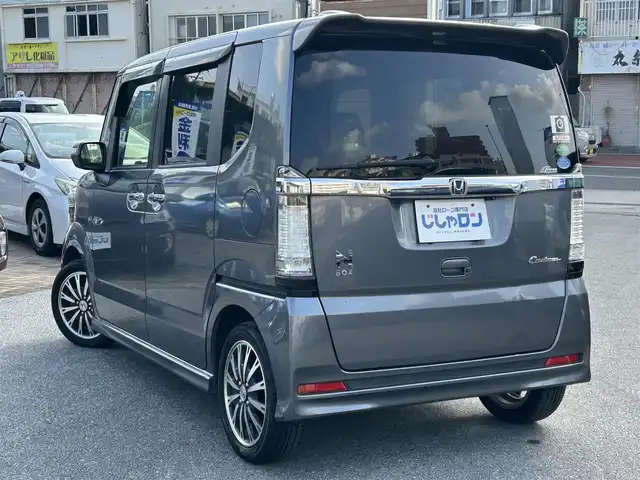 ホンダ Ｎ ＢＯＸ カスタム G ターボSSパッケージ 沖縄県 2014(平26)年 6.3万km ポリッシュドメタルメタリック (株)IDOMが運営する【じしゃロンコザ店】の自社ローン対象車両になります。こちらは現金ご利用時の価格です。自社ローンご希望の方は別途その旨お申付け下さい。/純正ナビ　/フルセグＴＶ　/Ｂｌｕｅｔｏｏｔｈ接続　/バックカメラ　/ドライブレコーダー　/両側パワースライドドア/衝突被害軽減システム　/クルーズコントロール　/シートヒーター　/プッシュスタート　/スマートキー　/オートライト