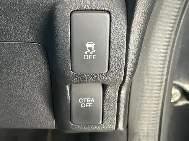 ホンダ Ｎ ＢＯＸ カスタム G ターボSSパッケージ 沖縄県 2014(平26)年 6.3万km ポリッシュドメタルメタリック (株)IDOMが運営する【じしゃロンコザ店】の自社ローン対象車両になります。こちらは現金ご利用時の価格です。自社ローンご希望の方は別途その旨お申付け下さい。/純正ナビ　/フルセグＴＶ　/Ｂｌｕｅｔｏｏｔｈ接続　/バックカメラ　/ドライブレコーダー　/両側パワースライドドア/衝突被害軽減システム　/クルーズコントロール　/シートヒーター　/プッシュスタート　/スマートキー　/オートライト