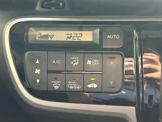 ホンダ Ｎ ＢＯＸ カスタム G ターボSSパッケージ 沖縄県 2014(平26)年 6.3万km ポリッシュドメタルメタリック (株)IDOMが運営する【じしゃロンコザ店】の自社ローン対象車両になります。こちらは現金ご利用時の価格です。自社ローンご希望の方は別途その旨お申付け下さい。/純正ナビ　/フルセグＴＶ　/Ｂｌｕｅｔｏｏｔｈ接続　/バックカメラ　/ドライブレコーダー　/両側パワースライドドア/衝突被害軽減システム　/クルーズコントロール　/シートヒーター　/プッシュスタート　/スマートキー　/オートライト