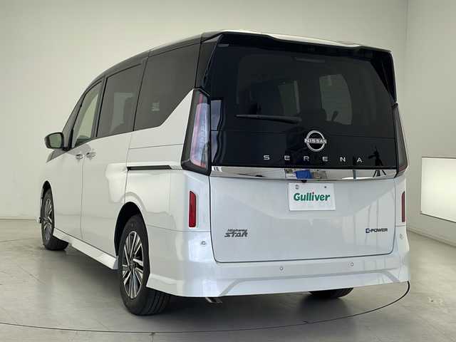 日産 セレナ e－パワー ハイウェイスター V 千葉県 2025(令7)年 0.1千km 白Ⅱ プロパイロット/インテリジェントエマージェンシーブレーキ/レーンキープアシスト/12.3型純正ナビ/　　Bluetooth/AM/FM/アラウンドビューモニター/ビルトインETC/デジタルインナーミラー/両側パワースライドドア/ハンズフリードア/オートライト/LEDヘッドライト/フォグランプ/電子パーキング/ブレーキホールド/プッシュスタート/スマートキー