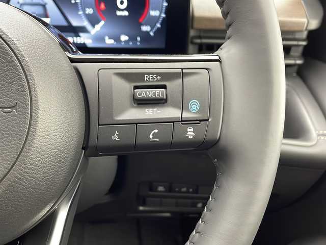 日産 セレナ e－パワー ハイウェイスター V 千葉県 2025(令7)年 0.1千km 白Ⅱ プロパイロット/インテリジェントエマージェンシーブレーキ/レーンキープアシスト/12.3型純正ナビ/　　Bluetooth/AM/FM/アラウンドビューモニター/ビルトインETC/デジタルインナーミラー/両側パワースライドドア/ハンズフリードア/オートライト/LEDヘッドライト/フォグランプ/電子パーキング/ブレーキホールド/プッシュスタート/スマートキー