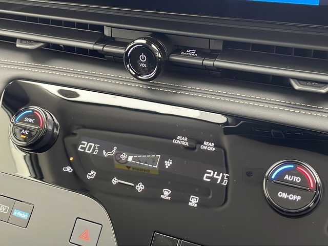 日産 セレナ e－パワー ハイウェイスター V 千葉県 2025(令7)年 0.1千km 白Ⅱ プロパイロット/インテリジェントエマージェンシーブレーキ/レーンキープアシスト/12.3型純正ナビ/　　Bluetooth/AM/FM/アラウンドビューモニター/ビルトインETC/デジタルインナーミラー/両側パワースライドドア/ハンズフリードア/オートライト/LEDヘッドライト/フォグランプ/電子パーキング/ブレーキホールド/プッシュスタート/スマートキー