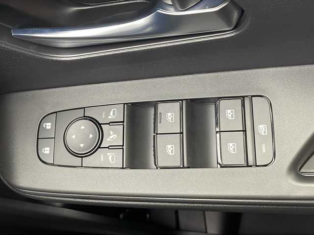 日産 セレナ e－パワー ハイウェイスター V 千葉県 2025(令7)年 0.1千km 白Ⅱ プロパイロット/インテリジェントエマージェンシーブレーキ/レーンキープアシスト/12.3型純正ナビ/　　Bluetooth/AM/FM/アラウンドビューモニター/ビルトインETC/デジタルインナーミラー/両側パワースライドドア/ハンズフリードア/オートライト/LEDヘッドライト/フォグランプ/電子パーキング/ブレーキホールド/プッシュスタート/スマートキー