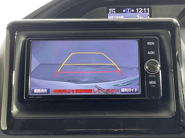 トヨタ ヴォクシー ZS 神奈川県 2017(平29)年 5.8万km ホワイトパールクリスタルシャイン TRDエアロ（フロント、サイド、リア）/純正7インチナビゲーション/Bluetooth　フルセグ　SD　CD　DVD　/バックカメラ/社外フリップダウンモニター/両側パワースライドドア/トヨタセーフティーセンス/プリクラッシュセーフティー/レーンディパーチャーアラート/オートマチックハイビーム/先行車発進告知機能/クルーズコントロール/ビルトインETC2.0/純正フロアマット/革巻きステアリング/ステアリングスイッチ/MTモード/2.1AUSB/アイドリングストップ/プッシュスタート/LEDヘッドライト/オートライト/フォグランプ/純正アルミホイール