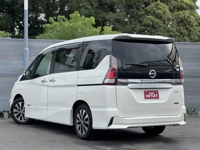 日産 セレナ ハイウェイスター プロパイロットED 三重県 2017(平29)年 5.5万km ブリリアントホワイトパール エマージェンシーブレーキ/快適パック/プロパイロット(自動運転技術)/純正9インチメモリナビ・地デジTV/・DVD/CD/・Bluetooth/純正フリップダウンモニター/バックカメラ/フロント・バックソナー/車線逸脱防止支援システム/コムテックドライブレコーダー/両側ハンズフリーパワースライドドア /ビルトインETC/純正16インチ10本スポークアルミホイール/LEDヘッドランプ/・オートライト/オートマチックハイビーム/フォグランプ/プッシュエンジンスタート/インテリジェントキー×2/新車時保証書/取扱説明書